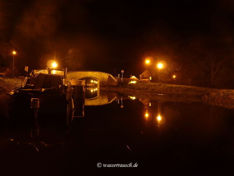 Vicarstown by night