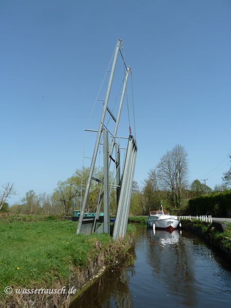 Ardreigh lifting bridge