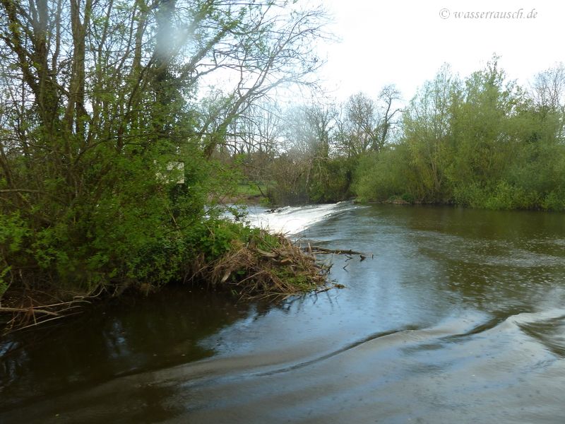 Entrance Bestfield cut with weir
