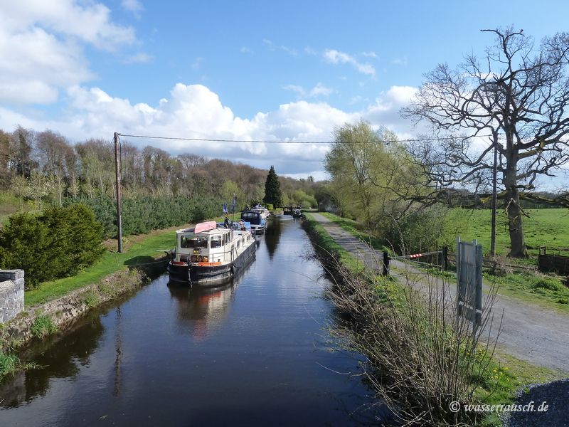 Milford above the lock