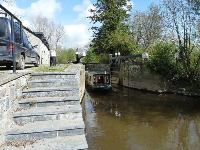 Leaving Rathvindon Lock