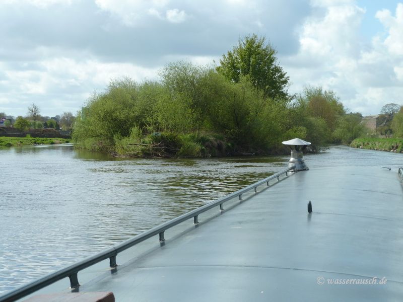 Approaching Leighlingbridge