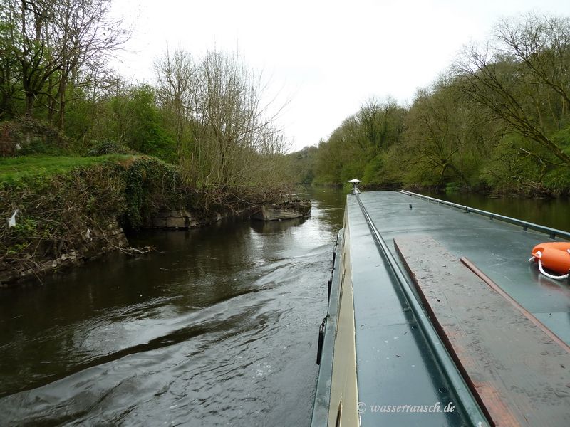 Sunken boat below Borris Lock