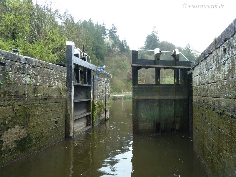 Clashganna Lock, lower gate