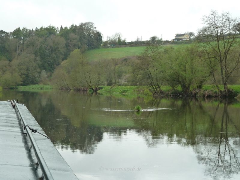 Barrow below Ballykennan Lock