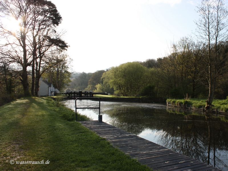 Lower Tinnahinch Lock