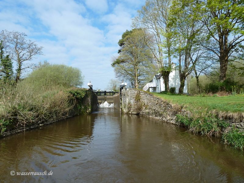 Lower Tinnahinch Lock