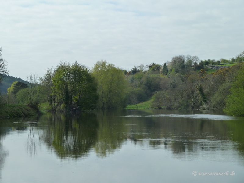 Barrow below Lower Tinnahinch Lock