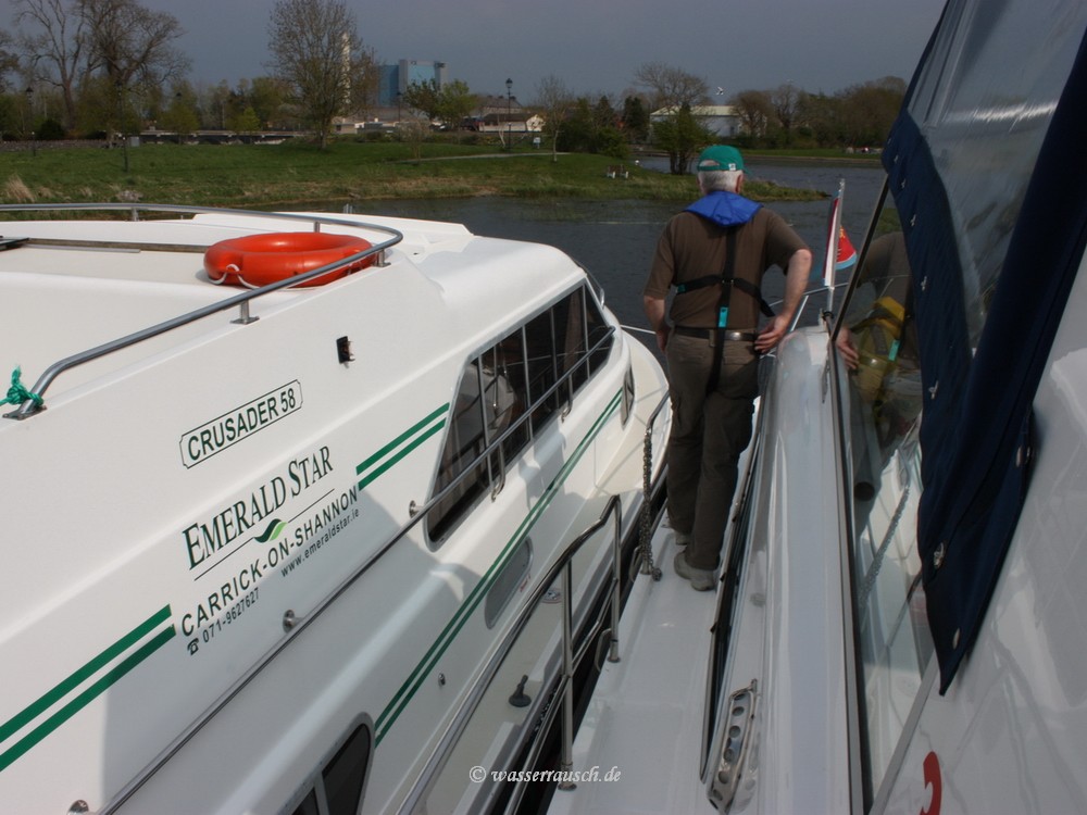 Towing an ESL boat