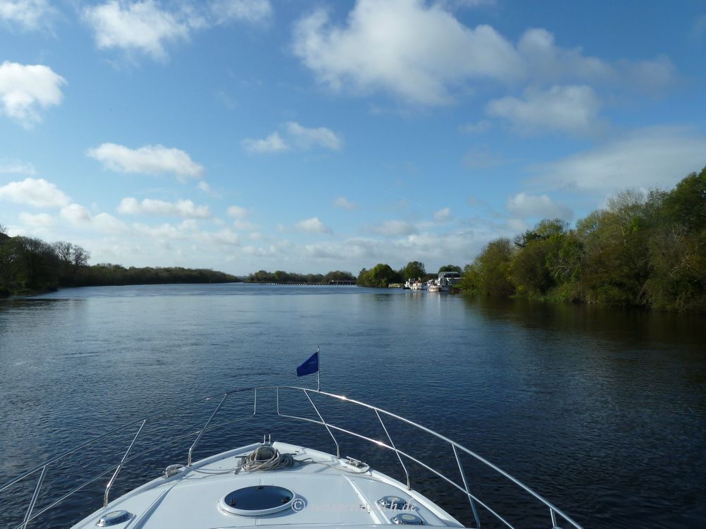 Meelick quay and weir