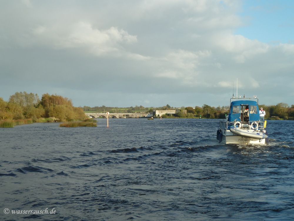 Banagher bridge comes into view