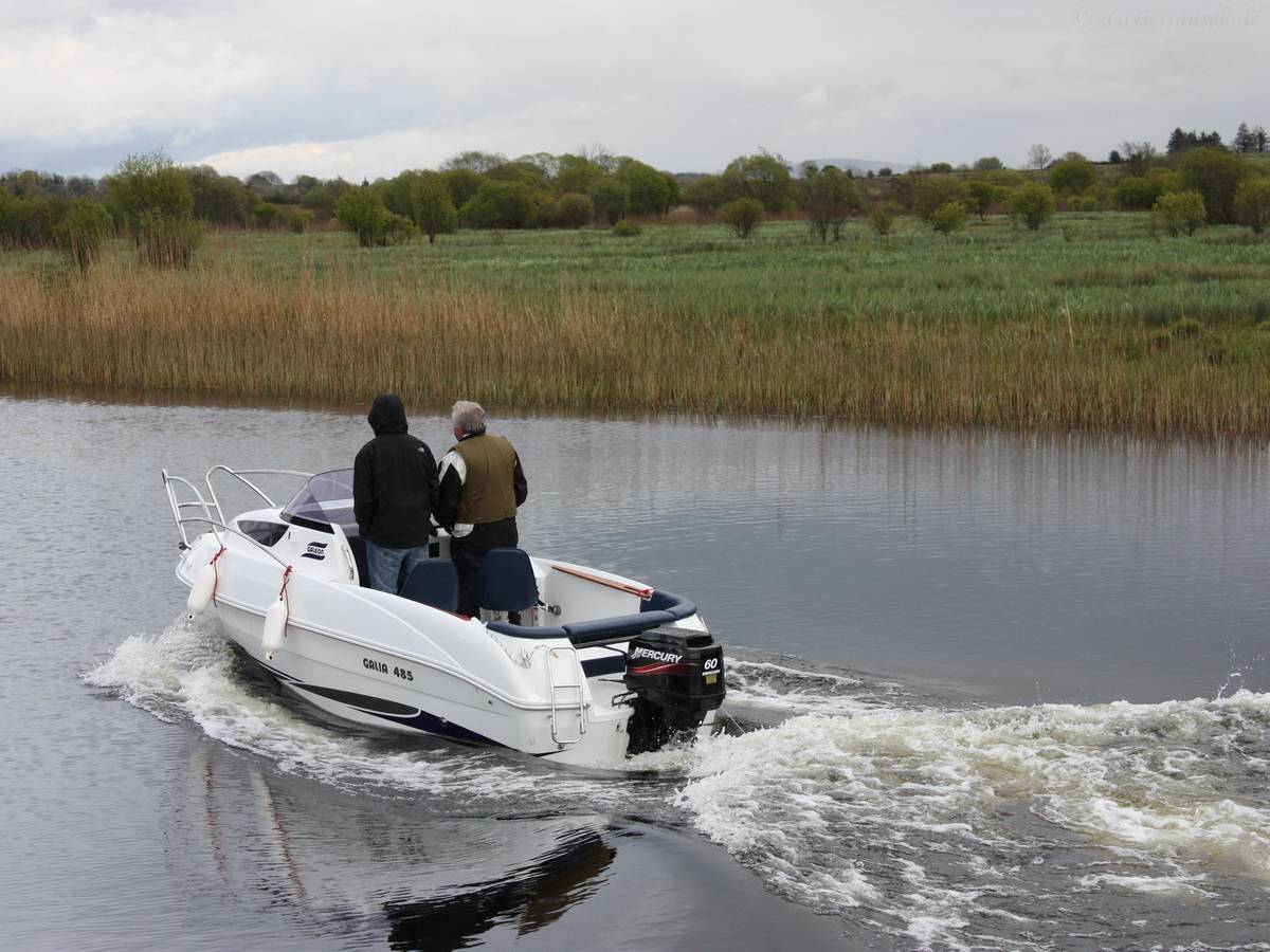 Passing boat