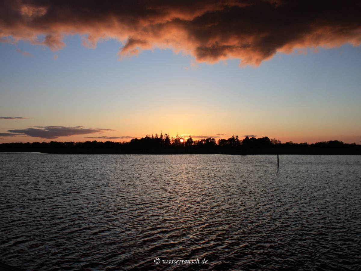 Evening sun colouring clouds