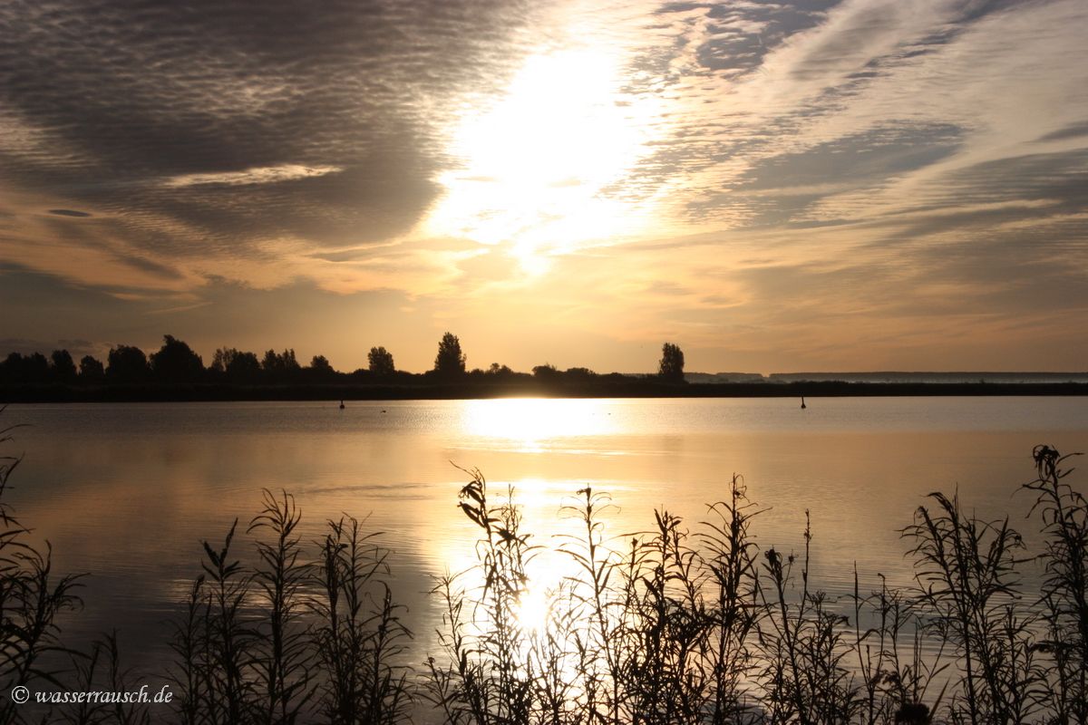 Morning sun at Senneroog