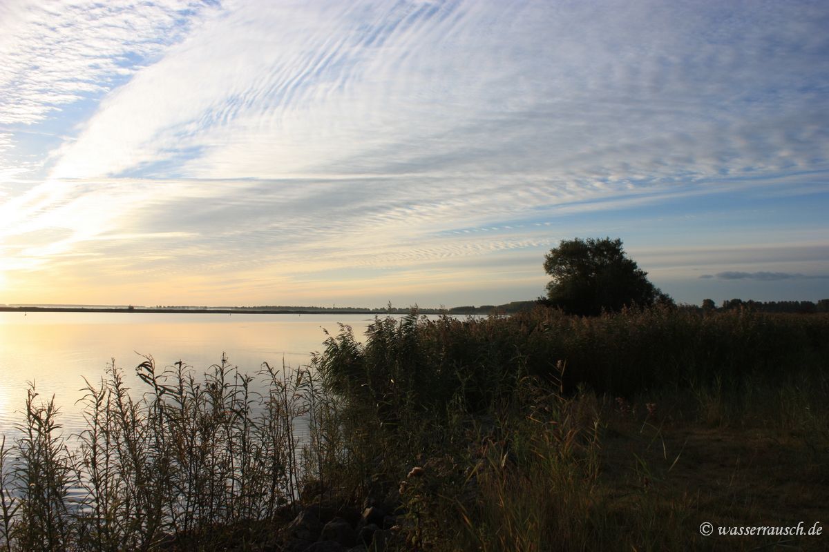 Morning light at Senneroog
