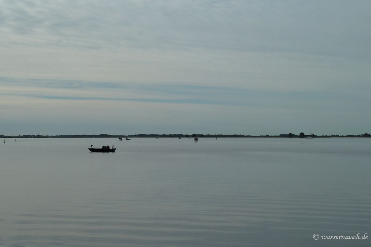 Lauwersmeer, lake boats