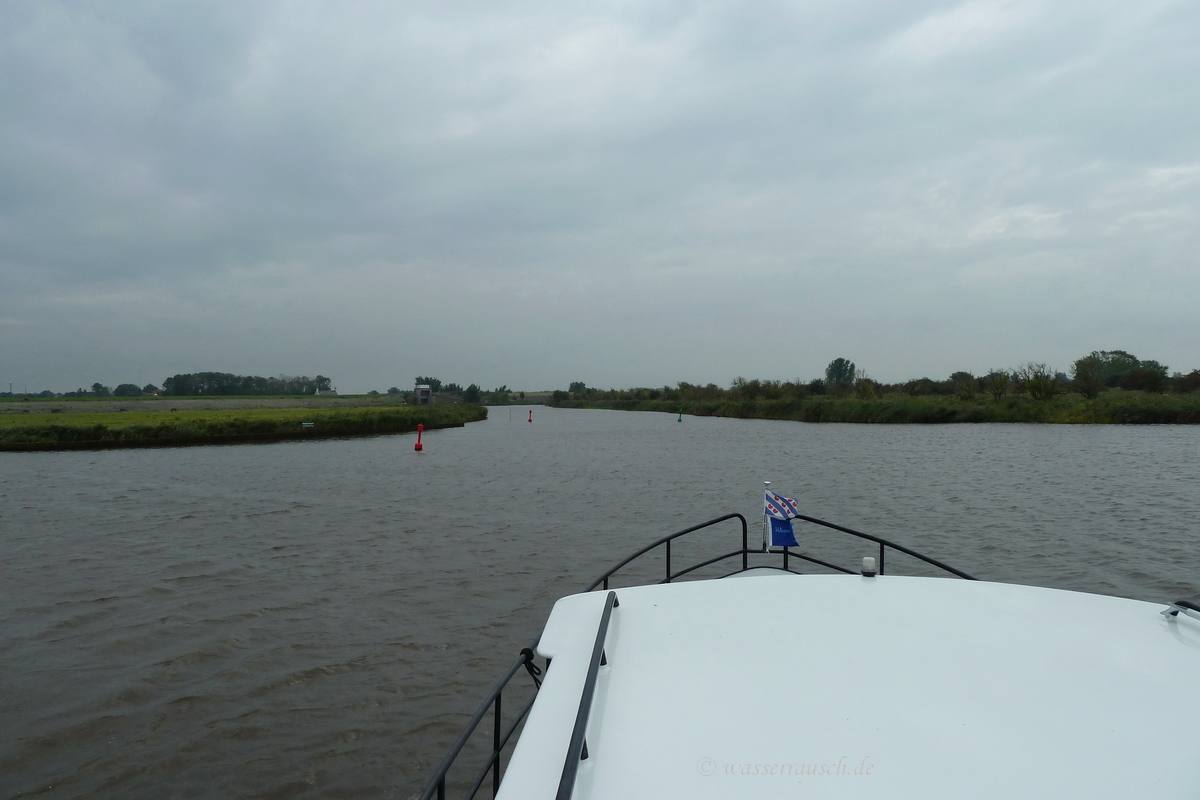 Approaching Friese Sluis
