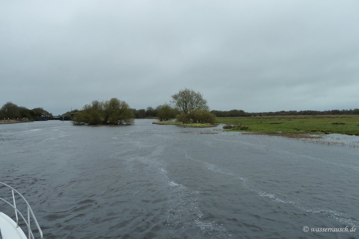 Brosna mouth at Meelick Lock