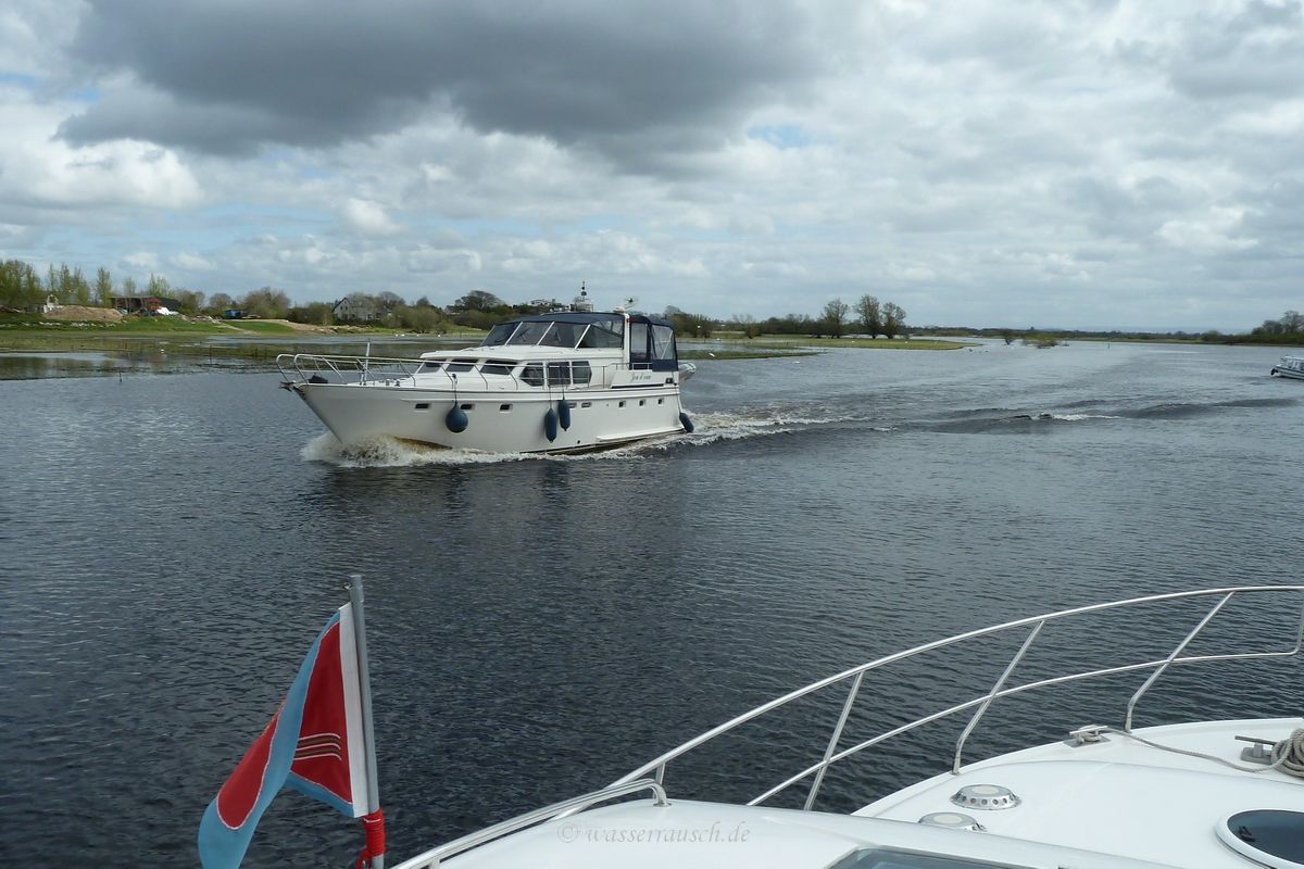 Passing boat