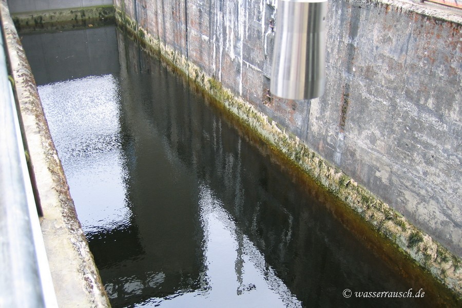 upper lock