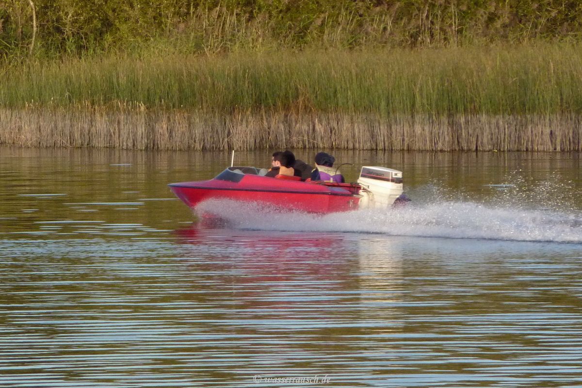 Powerboat